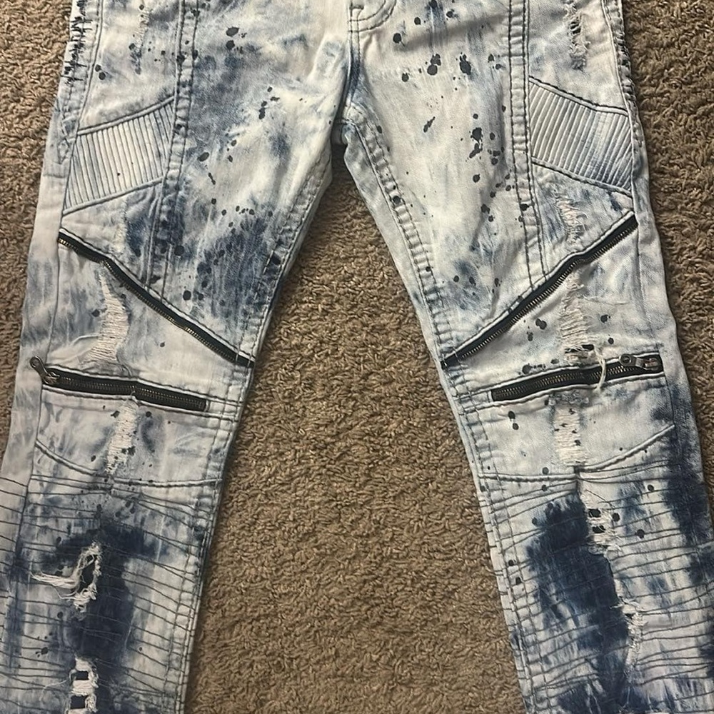 Men's Distressed Blue Jeans
